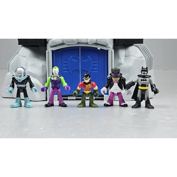 2014 Imaginext DC Batman Batcave Light Up 27" Playset Toy With Figures. - Picture 2 of 8